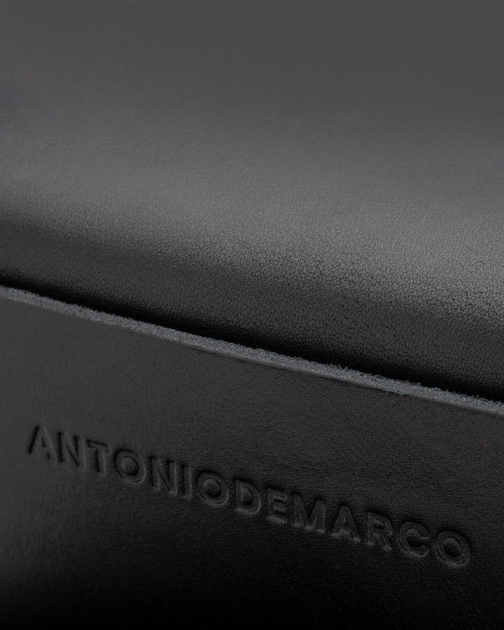 Mod. 035 in Black