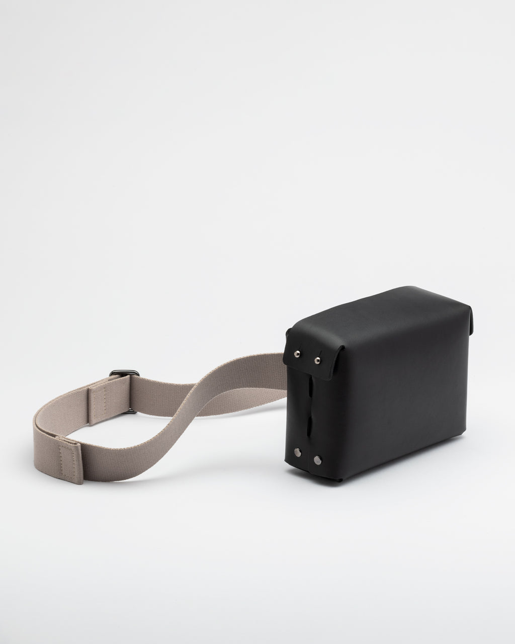 Mod. 021 in Black