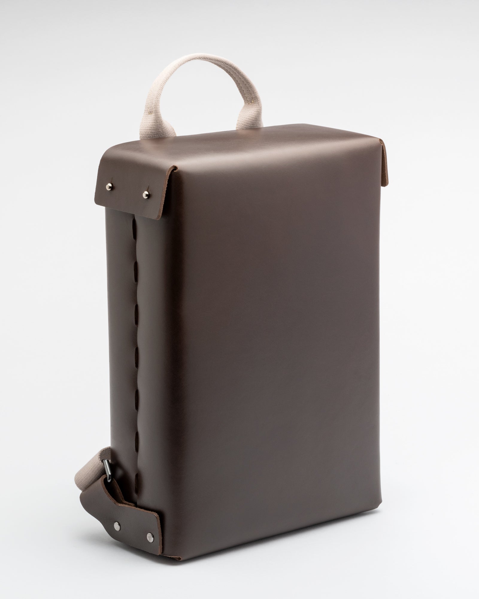 Mod. 035 in Coffee