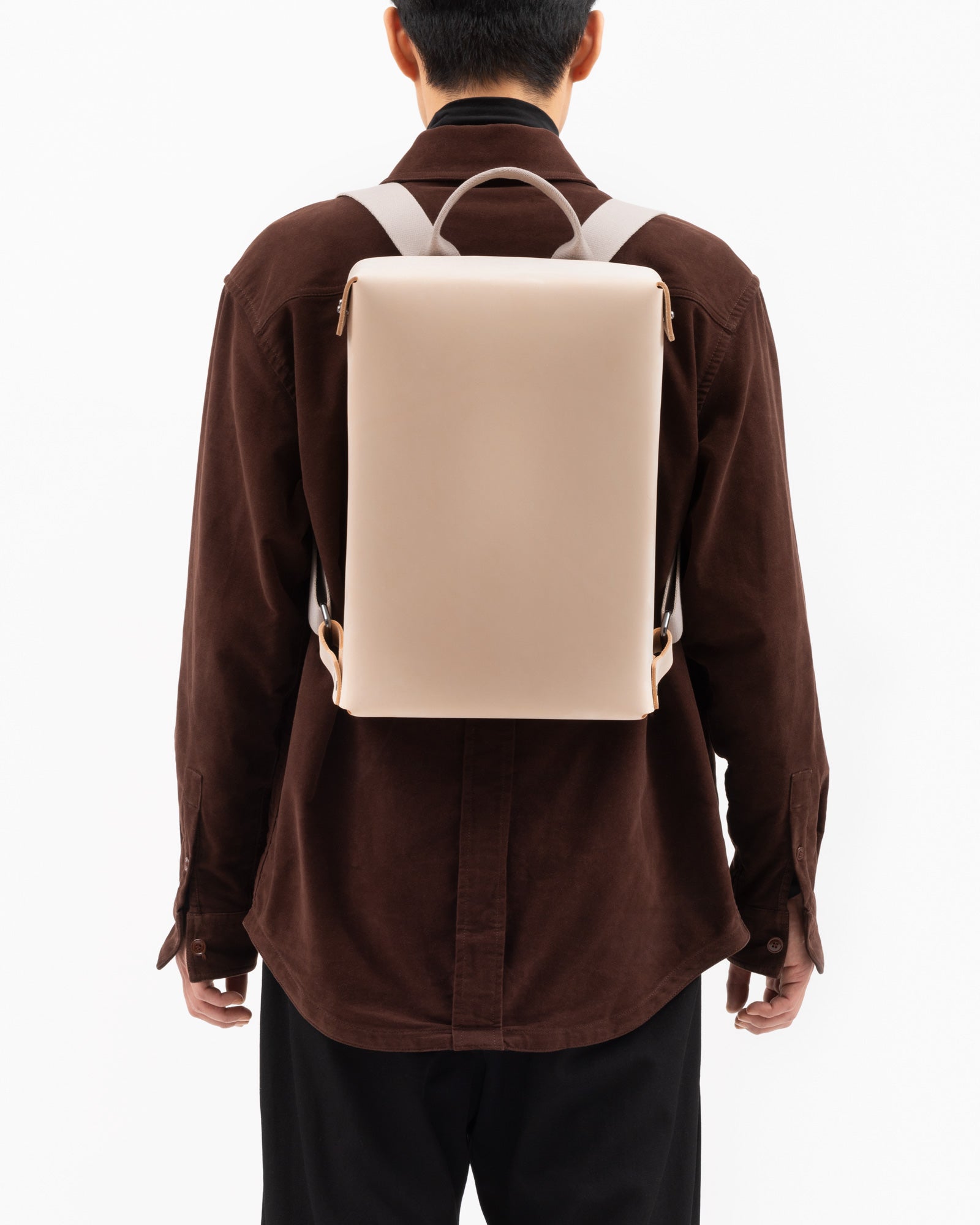 Mod. 035 in Nude Nubuck