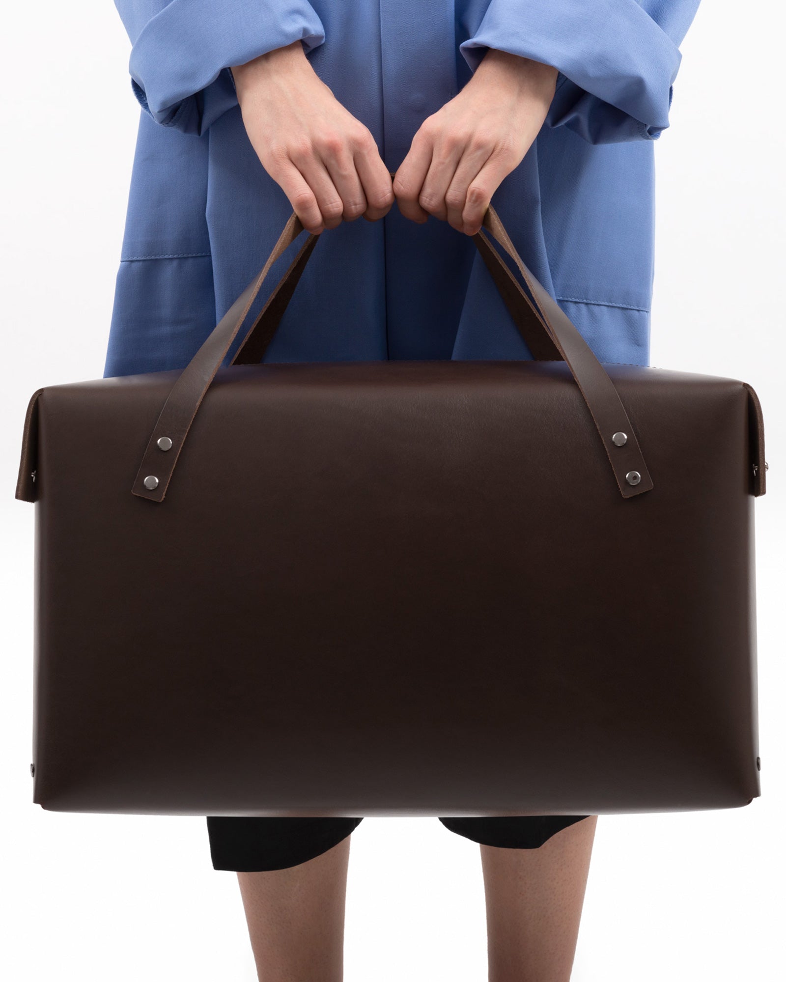 Mod. 086 in Coffee